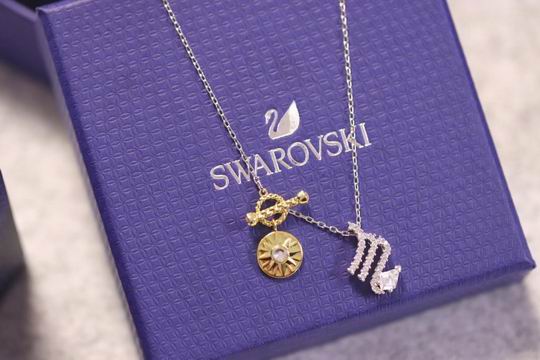Swarovski Necklace 01lyh32